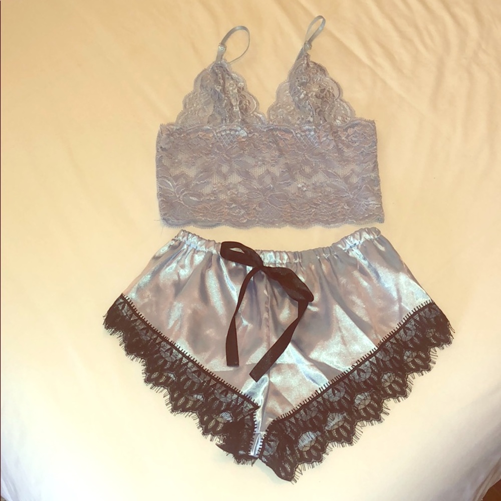 Sexy baby blue & lace 2-piece pajama set! NWOT ✨💕
